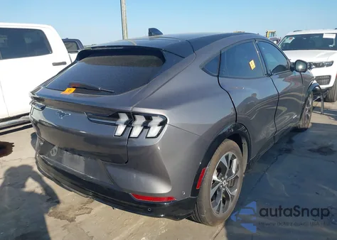 2021 Ford Mustang Mach-E Premium from USA, damaged, VIN 3FMTK3SS6MMA09114